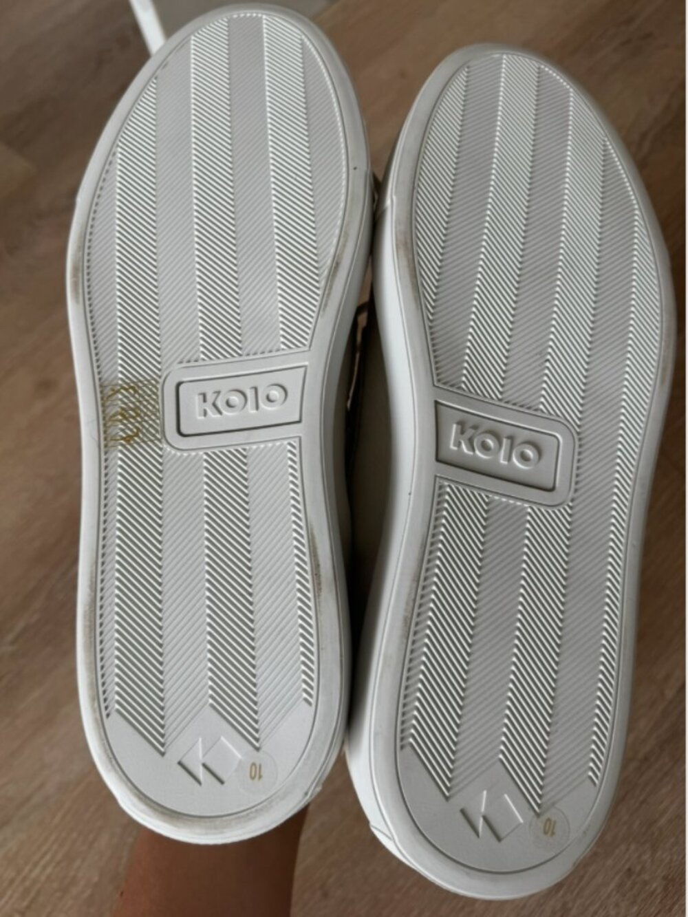 BRAND NEW KOIO Ivory Leather Boat Shoes in Size 10 - Picture 7 of 10